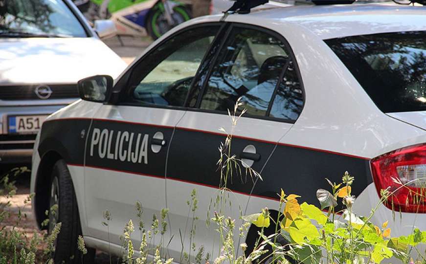Policija u Čapljini blokirala grad: Trojica maskiranih napadača opljačkali banku