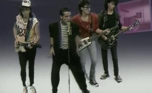 Pjesma dana: Valentino i "Samo sklopi okice i zovi mi ime..."