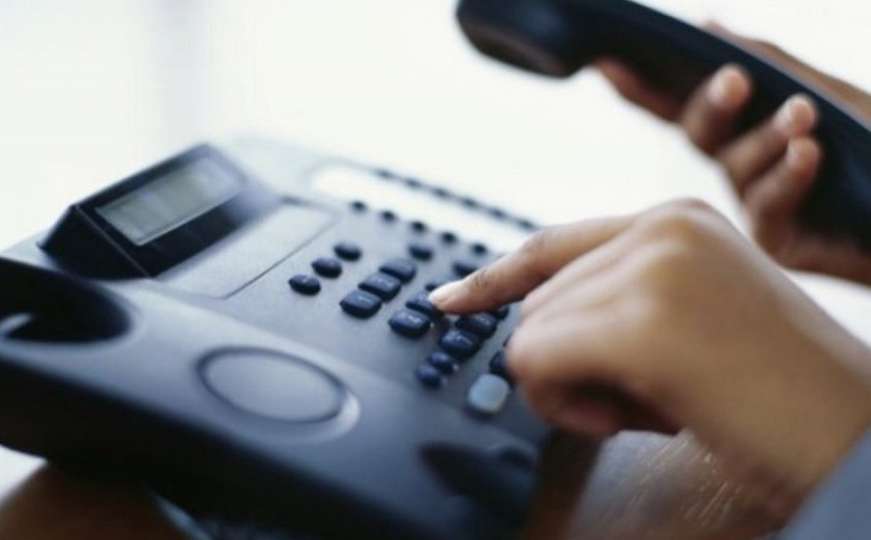 Zbogom fiksnim telefonima: Broj pretplatnika smanjen za više od 200.000