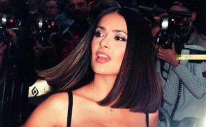 Slavna glumica Salma Hayek ponosno pokazala sijede i lice bez šminke