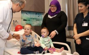 Male heroine iz BiH: Lejla i Asija uspješno se oporavljaju nakon teške operacije