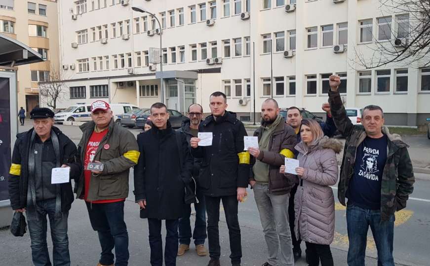Šest članova grupe "Pravda za Davida" uoči šetnje Banja Lukom pozvano na saslušanje