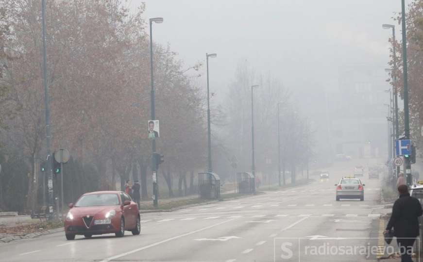 Zrak ponovo opasan u Sarajevu, a nezdrav u Lukavcu i Zenici