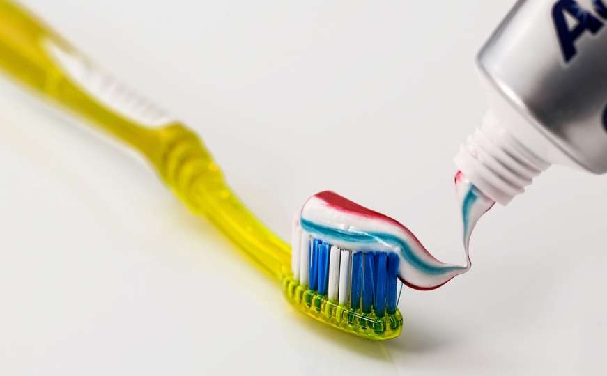 Pet vrsta fleka koje ćete najbolje ukloniti pastom za zube