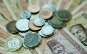 Prosječna plata u BiH prvi put iznad 900 KM