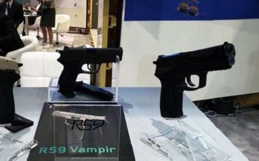 Fabrika koja proizvodi vozilo Despot, predstavila i pištolj Vampir na sajmu oružja