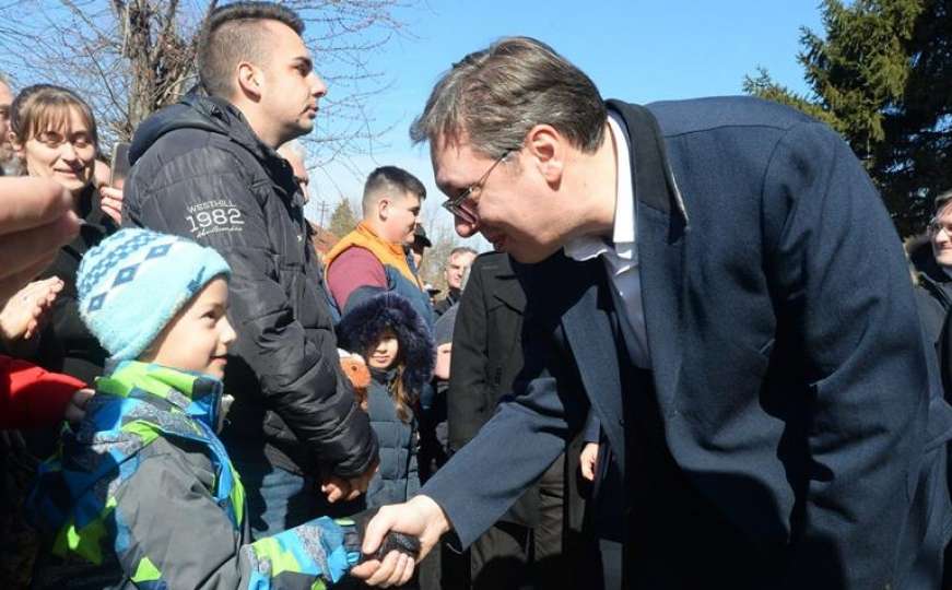 Vučić: Prvi put imamo više plaće nego u BiH, ali uzalud sve kad je manje djece