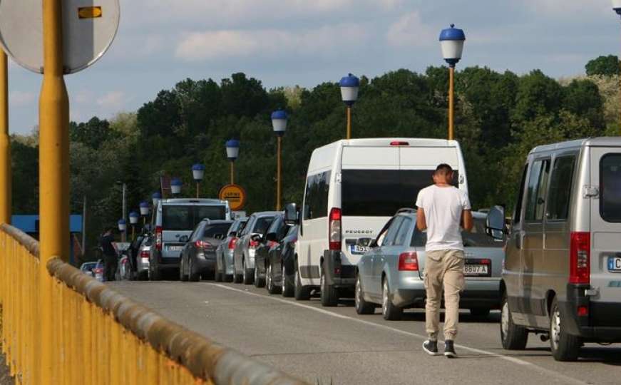 Novo pravilo za vozače u EU: Svi automobili će imati graničnik brzine