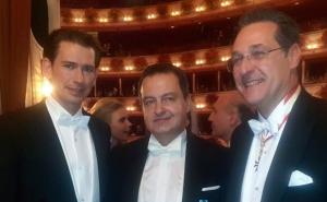 Opernball: Dačić s frakom i leptir-mašnom natjerao Kurza da zaboravi na uvrede