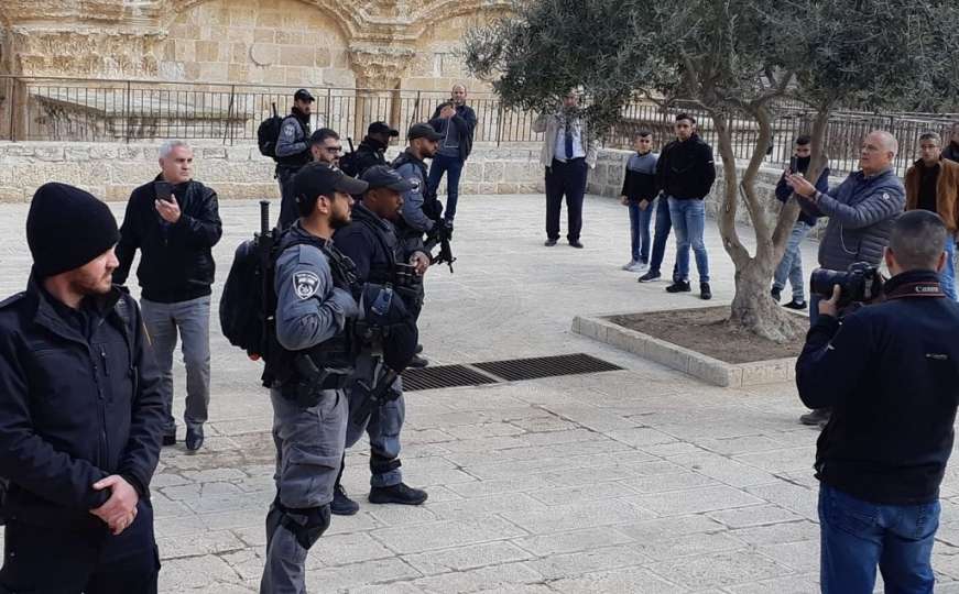 Radikalni Jevreji upali u džamiju Al-Aksa, Palestinci odgovorili tekbirima
