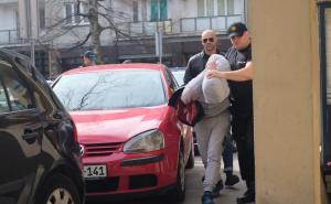 Uhapšeni za paljenje automobila na Dobrinji predati Tužilaštvu