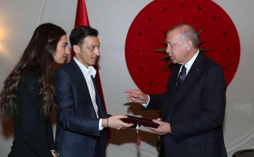 Ozil i zaručnica u posjeti Erdoganu: Turski predsjednik dobio poziv za vjenčanje