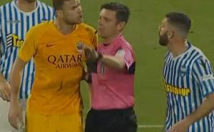 Edin Džeko je malo nervozan: Sukobio sa igračima SPAL-a