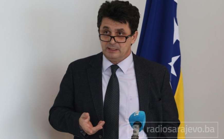 Senadin Lavić: Srbija uspostavlja dominaciju nad polovicom Bosne