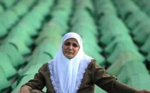 Majka Hatidža neće dočekati pravdu u slučaju Karadžića