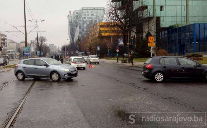 Sarajevo: U saobraćajnoj nesreći na Socijalnom povrijeđen pješak