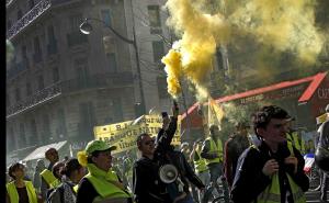 "Žuti prsluci" pozivaju na proteste, spremna vojska i policija