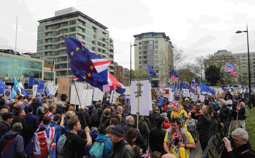 London: Demonstranti poručili da žele novi referendum o Brexitu