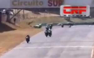 Marquez i Rossi su amateri za njih: Scena kakvu niste vidjeli na moto utrci
