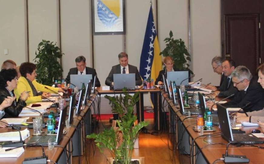 Vanjski dug Bosne i Hercegovine u prošloj godini iznosio 8,2 milijardu KM