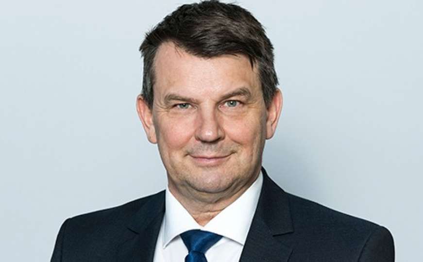 Norveški ministar podnio ostavku jer je njegova partnerica prekršila zakon