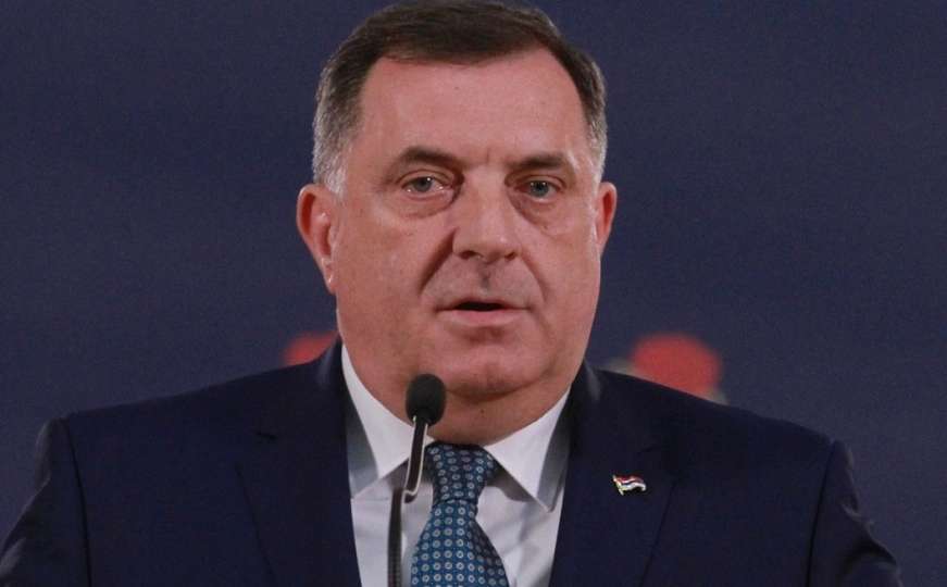 Dodik: Besmisleno komentarisati političke motivisane odluke Ustavnog suda