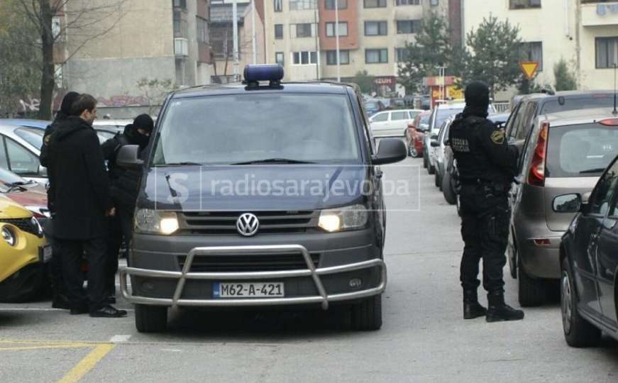 Velika policijska akcija u nekoliko kantona, uhapšeno osam osoba