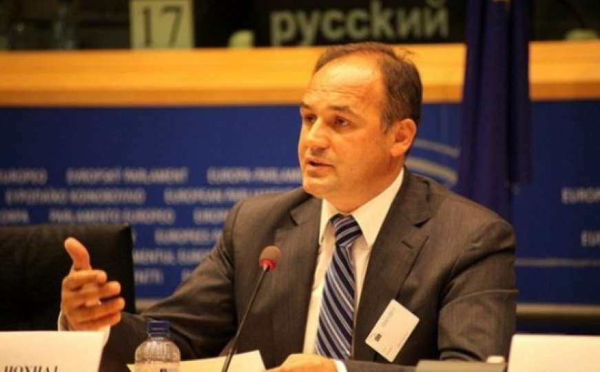 Hodžaj najavio ukidanje kosovskih carina na proizvode iz BiH i Srbije