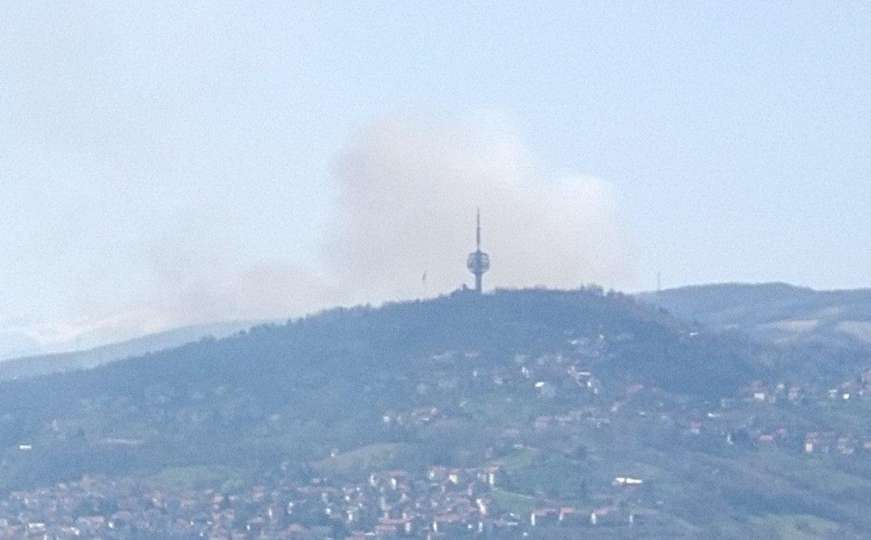 Gori na Humu, veliki dim iznad Sarajeva