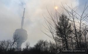 Veliki dim iznad Sarajeva: Pogledajte požar na brdu Hum
