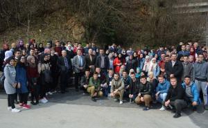 Bravo, softe: 480 učenika sarajevske medrese očistilo divlje deponije na Darivi