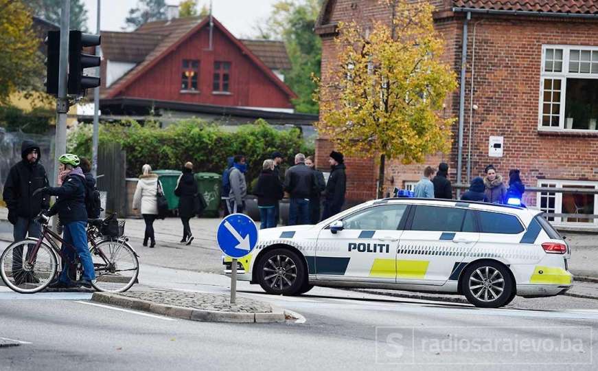 Napad u Danskoj: Stradao mladić, četiri osobe povrijeđene