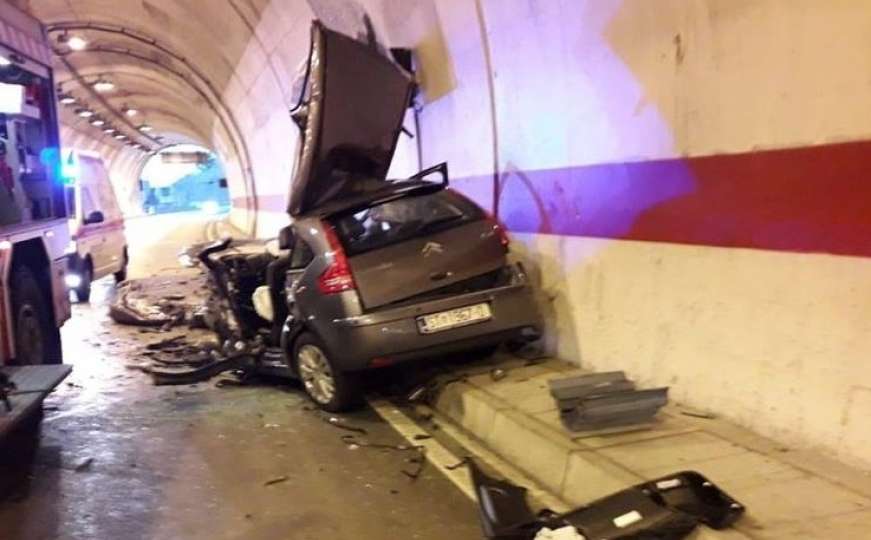 Frontalni sudar: Objavljen snimak stravične nesreće u tunelu Sveti Ilija