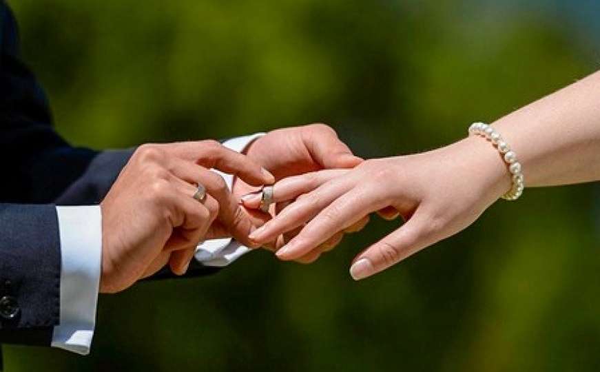 Vjenčanje za 10.000 eura: Zašto su Čehinje najpoželjnije nevjeste na Kosovu