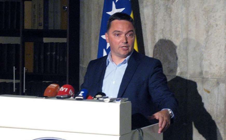 Košarac Izetbegoviću: Obmanjuješ javnost da je SDA najjača stranka