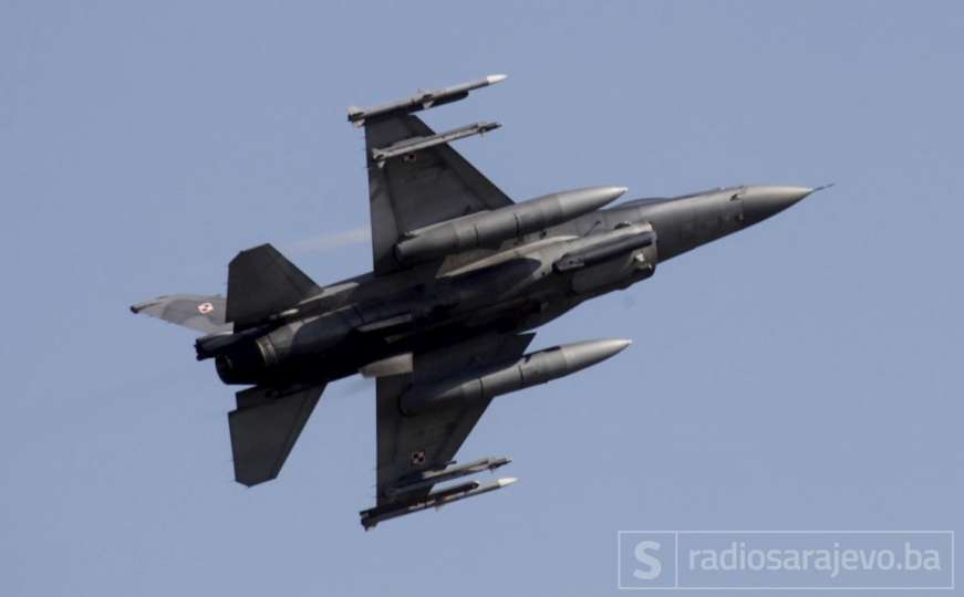 Drama na crnogorskom nebu: NATO avioni presreli putnički avion