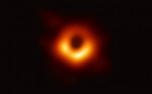 Najpoznatija crna rupa dobila ime koje joj u potpunosti odgovara