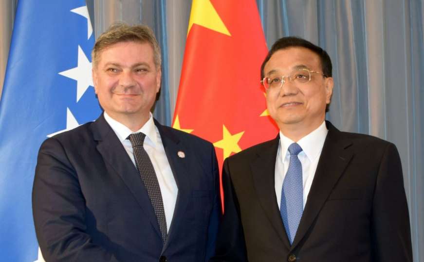 Zvizdić s premijerom Kine: BiH želi jače veze u turizmu, energetici i transportu