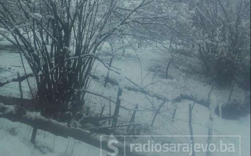 Pogledajte fotografije aprilskog snijega s Romanije