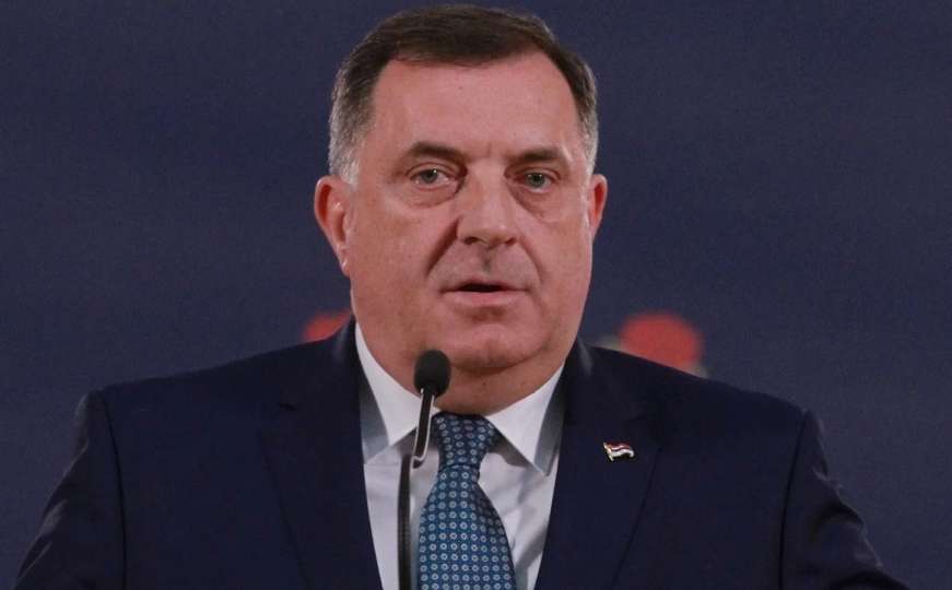 Milorad Dodik nazvao srebrenički masakr "mitom"