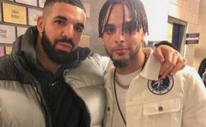 Džeki zabranjeno fotografisanje: Poznati reper "baca" prokletstvo fudbalskim velikanima