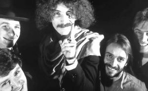 Ne gledaj me tako i ne ljubi me više...: Pjesma dana i Bijelo dugme