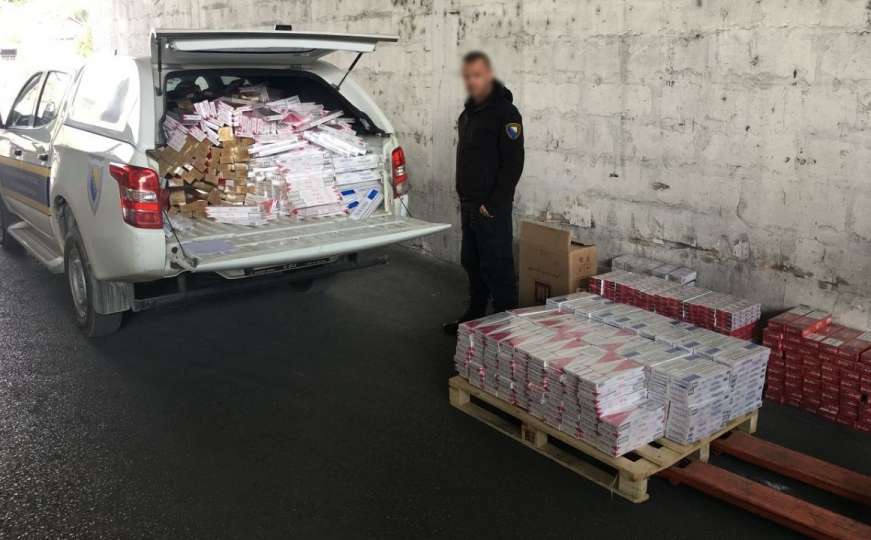 UIO BiH: Zaplijenili 1.560 kilograma duhana i 10.240 kutija cigareta