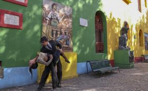 La Boca - tamo gdje se neprestano pleše tango i igra najstrastveniji fudbal