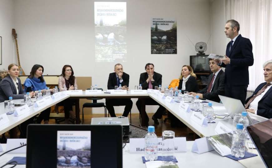 Odgovor bošnjačkih intelektualaca na izazove s kojima se suočava Bosna