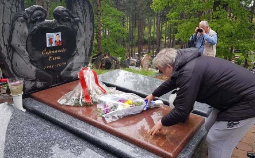 Amar Osim odao počast povodom 10. godišnjice od smrti Ervina Čejvanovića