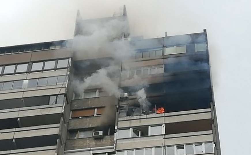 U centru Beograda: Jedna osoba smrtno stradala u požaru
