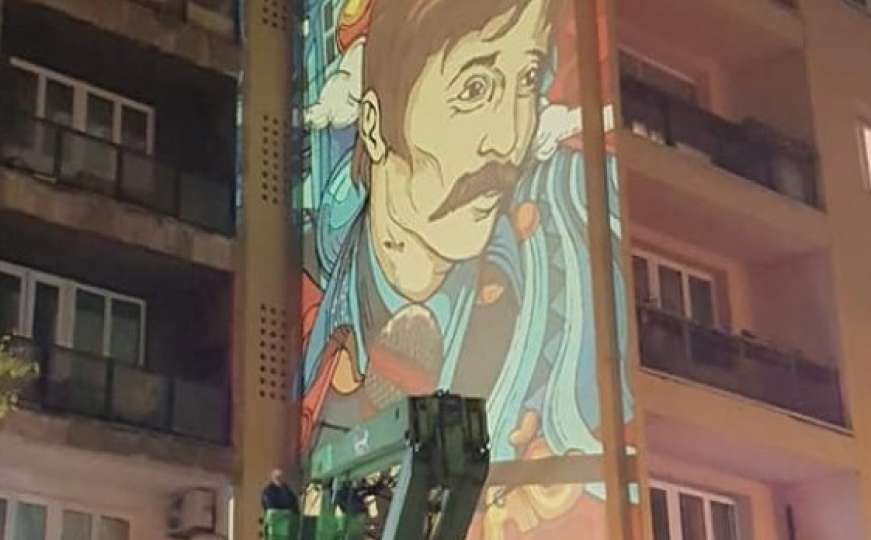 Legendi u čast: Počela izrada velikog murala posvećenog Davorinu Popoviću