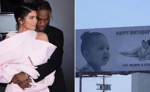 "Dokaz da pare ne mogu da kupe stil": Kylie dečku čestitala rođendan billboardom