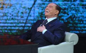 Bivši premijer Italije i vlasnik Milana Silvio Berlusconi operisan u bolnici